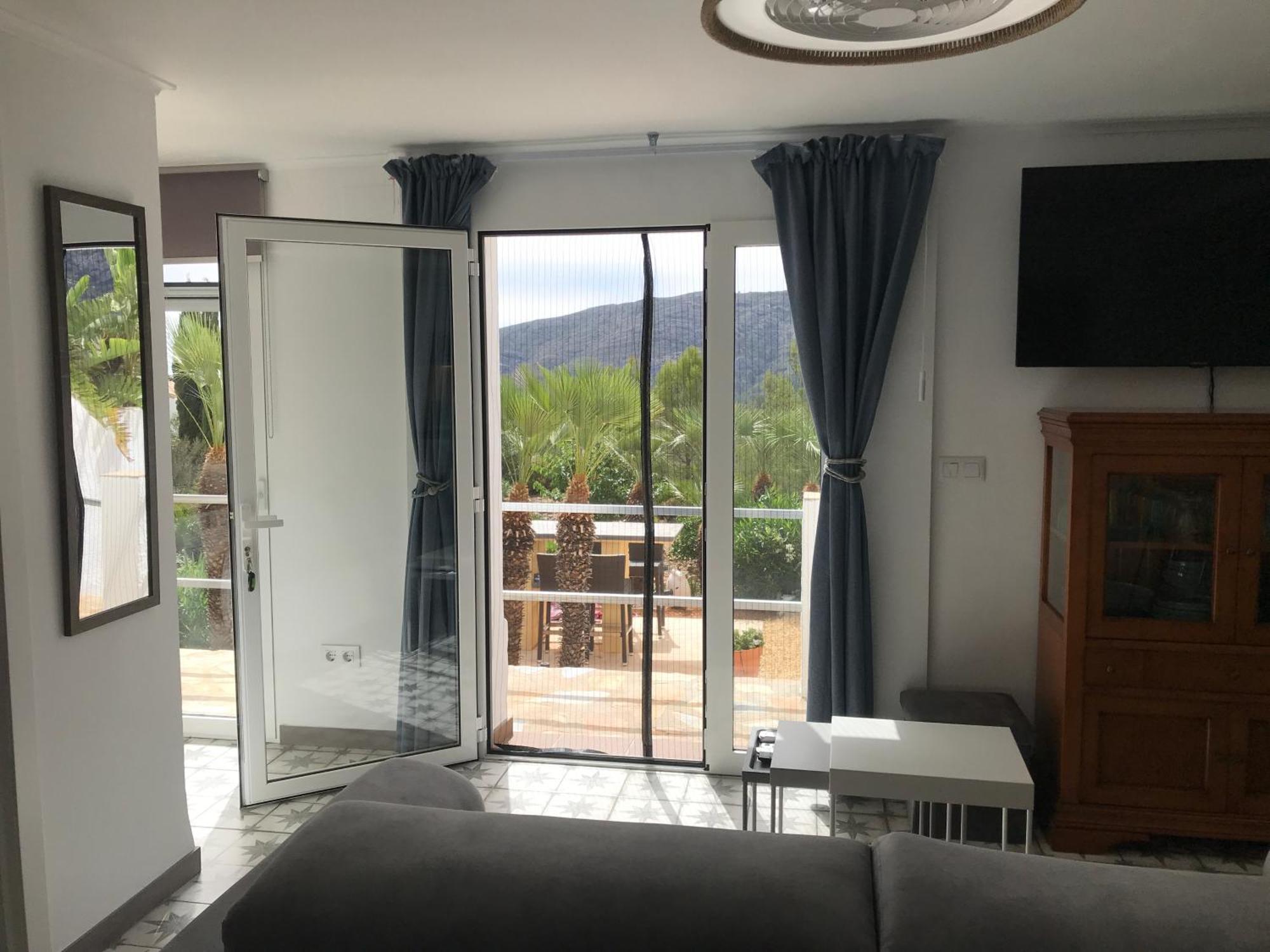 Luxe Appartement Met Tuin Benidoleig Exteriér fotografie